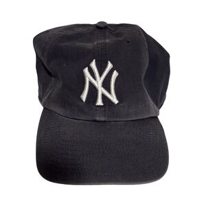 Unisex Adult ’47 Twins MLB New York Yankees Cap in Blue Sz LG